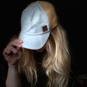 ROXY Beach Floral Hat